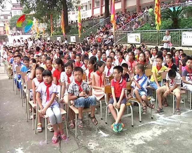 举重冠军何灼强现状_举重冠军何灼强_举重冠军何灼强简历
