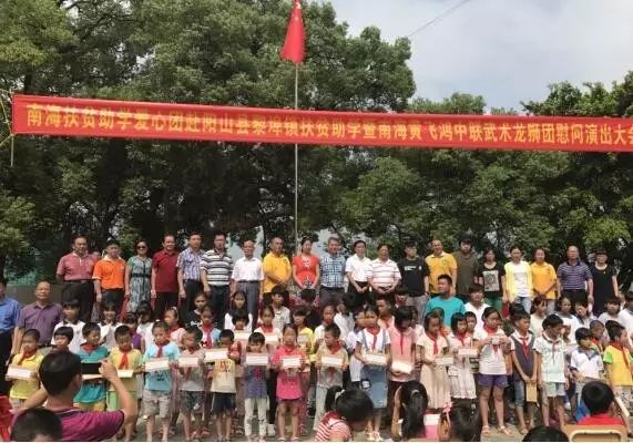 举重冠军何灼强简历_举重冠军何灼强_举重冠军何灼强现状