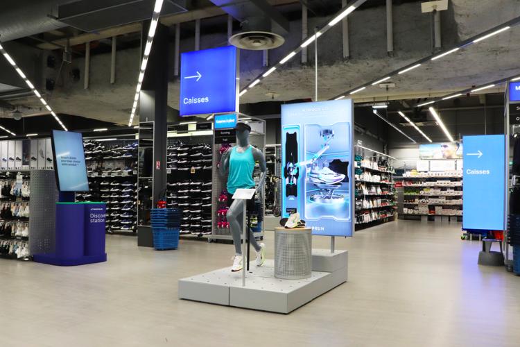 户外运动品牌_户外运动品牌排行榜_户外运动品牌什么鸟