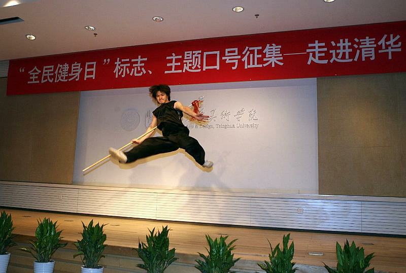 思迈健身房_思迈健身会所_会所健身房图片大全