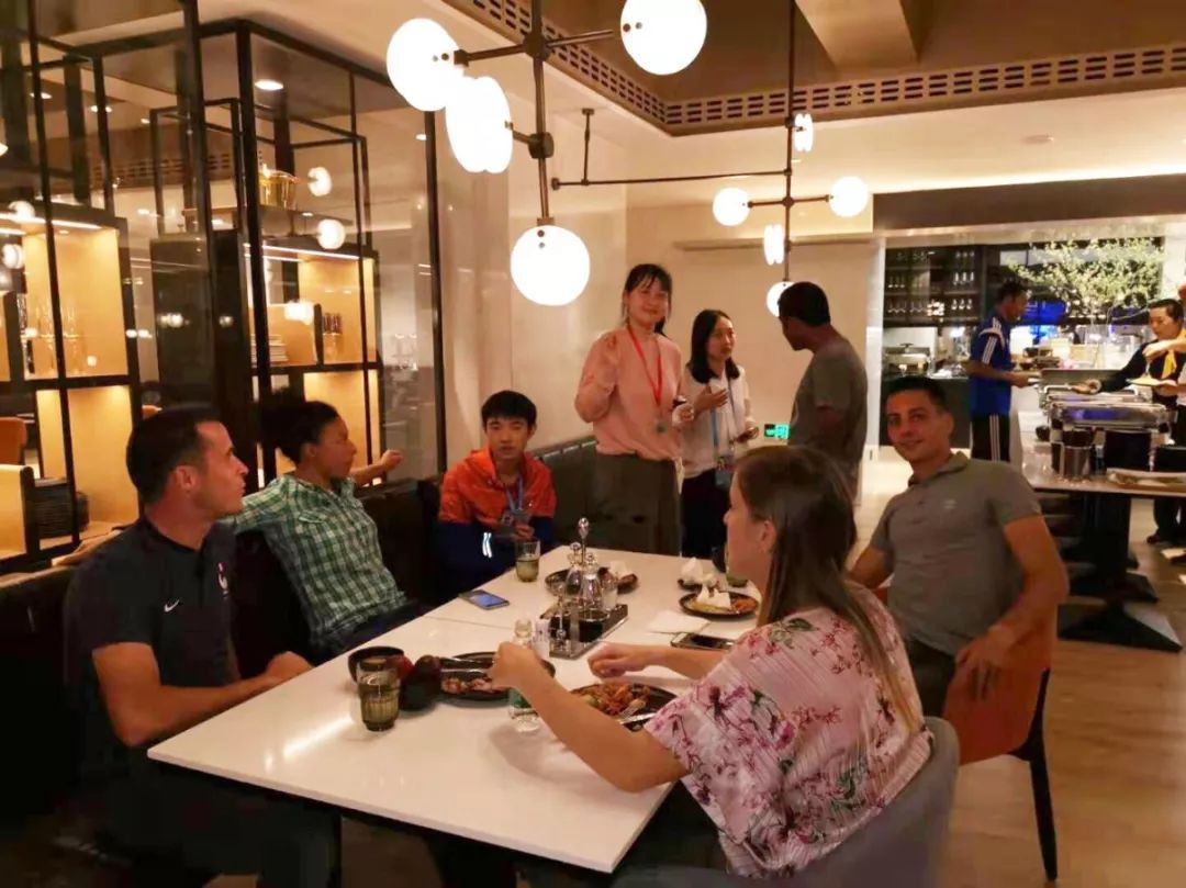 军人运动会有哪些运动项目_军人运动会的活动方案_军人运动员